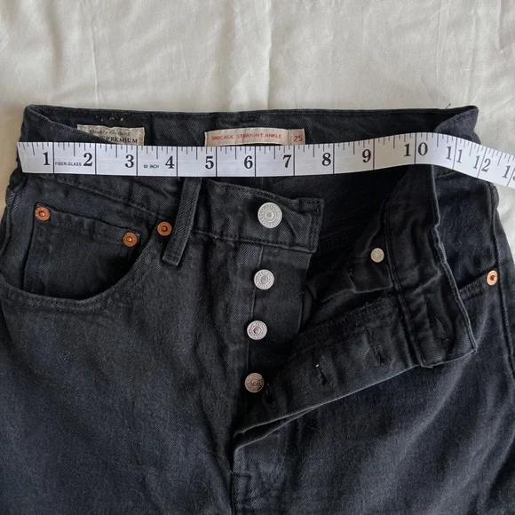 Levi's Ribcage Straight in Black Sprout - Picture 5 of 7